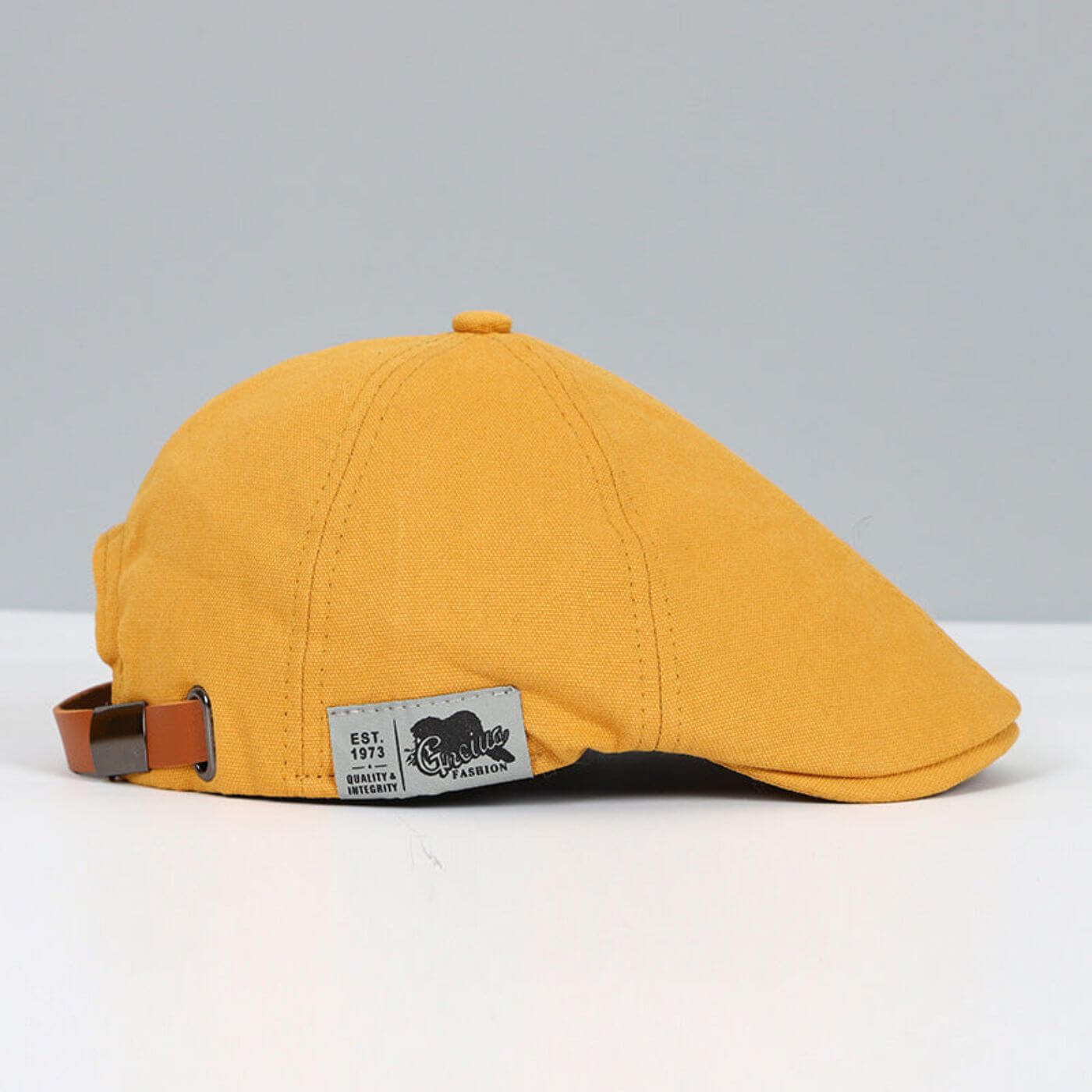 Leo Cap